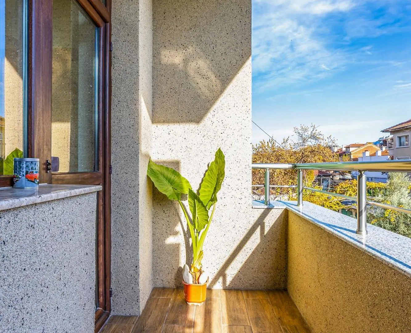 Apartment Two Bedroom Apt Karavelov With Private Parking Medical University Plovdiv