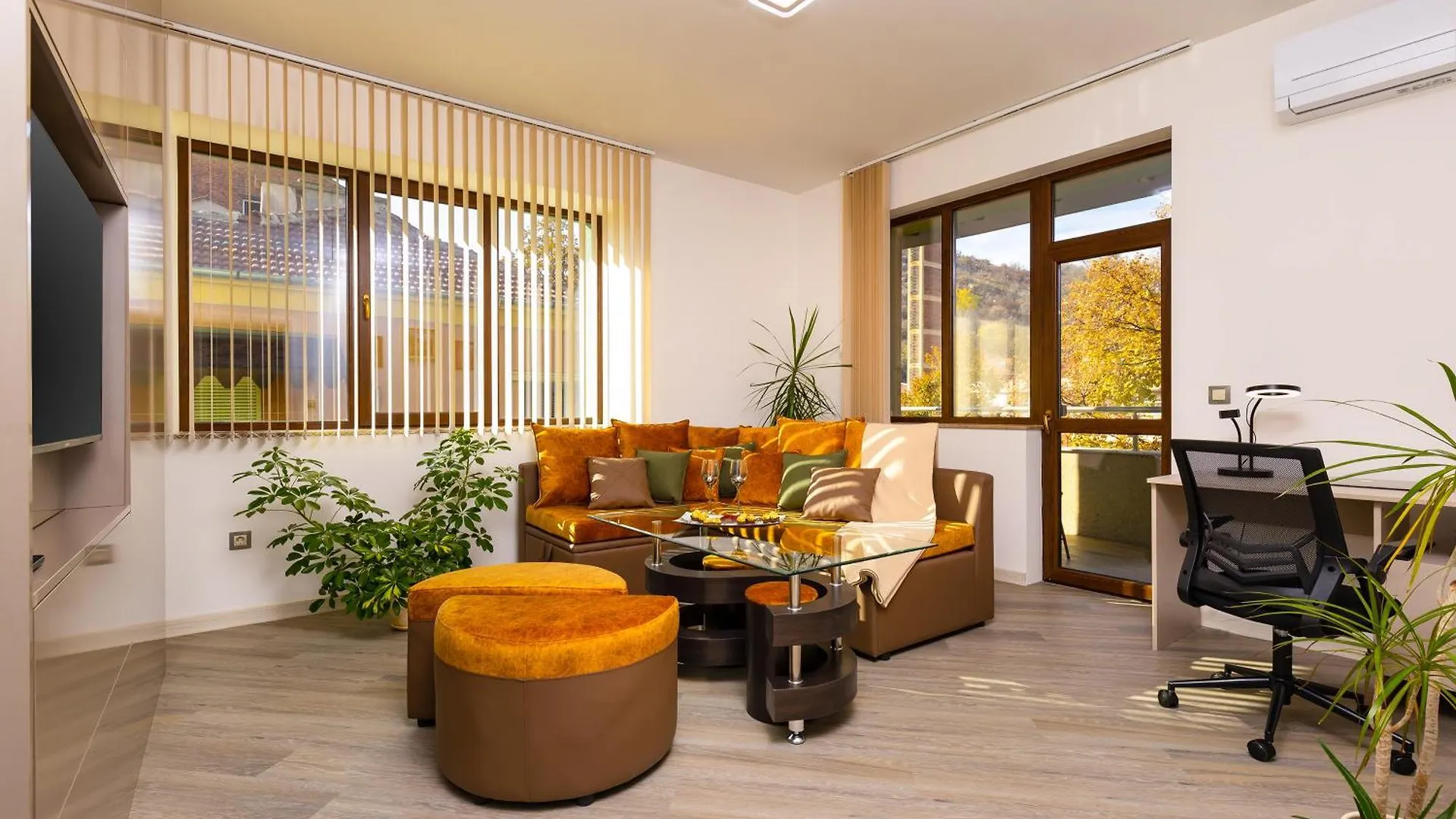 Apartment Two Bedroom Apt Karavelov With Private Parking Medical University Plovdiv