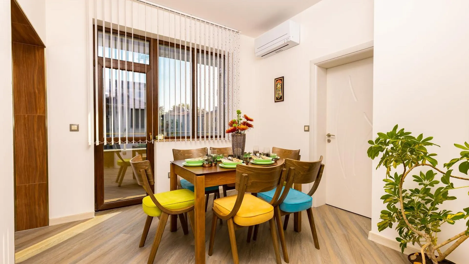 Two Bedroom Apt Karavelov With Private Parking Medical University Plovdiv 0*,