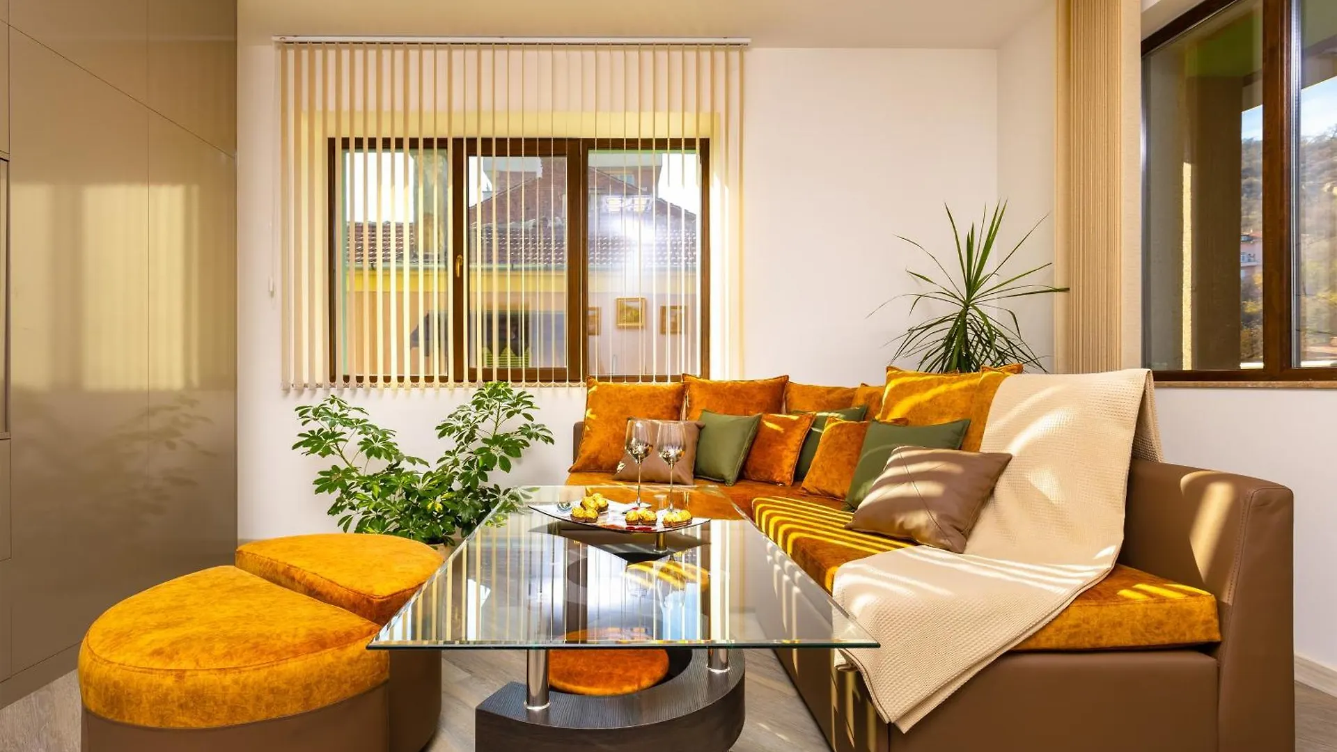 Two Bedroom Apt Karavelov With Private Parking Medical University Plovdiv